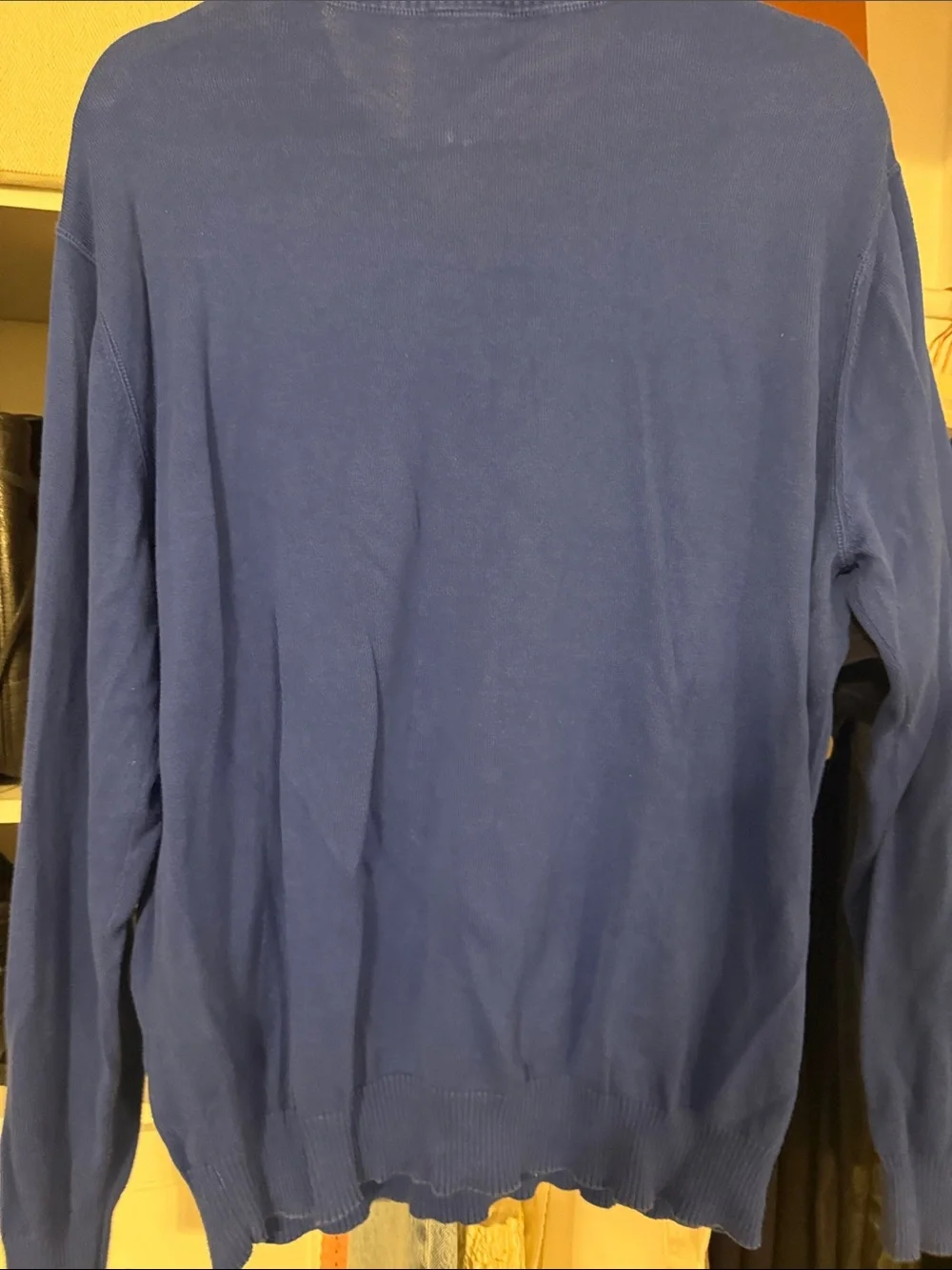 Lacoste lightweight neck